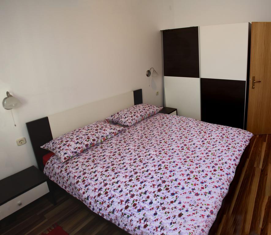 Apartment Drenovica Pula Phòng bức ảnh