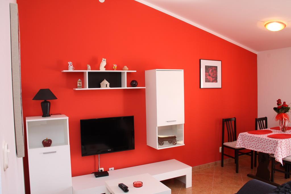 Apartment Drenovica Pula Phòng bức ảnh